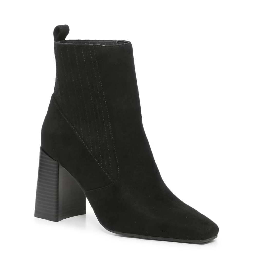 NWT Kelly & Katie Fawne Black Boot with Mini Heel